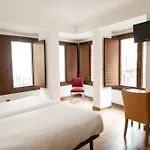 Center 2*