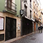 Center 2* León