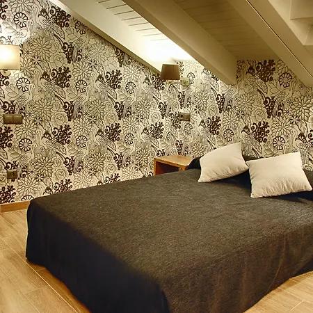 Le Petit Guest house