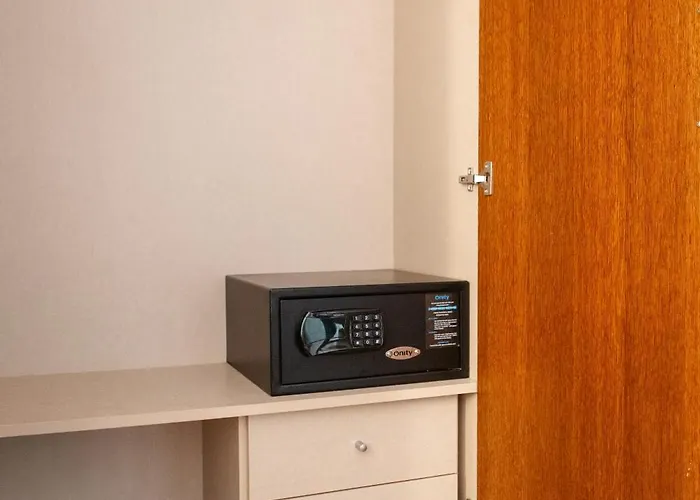 Center 게스트하우스 레온